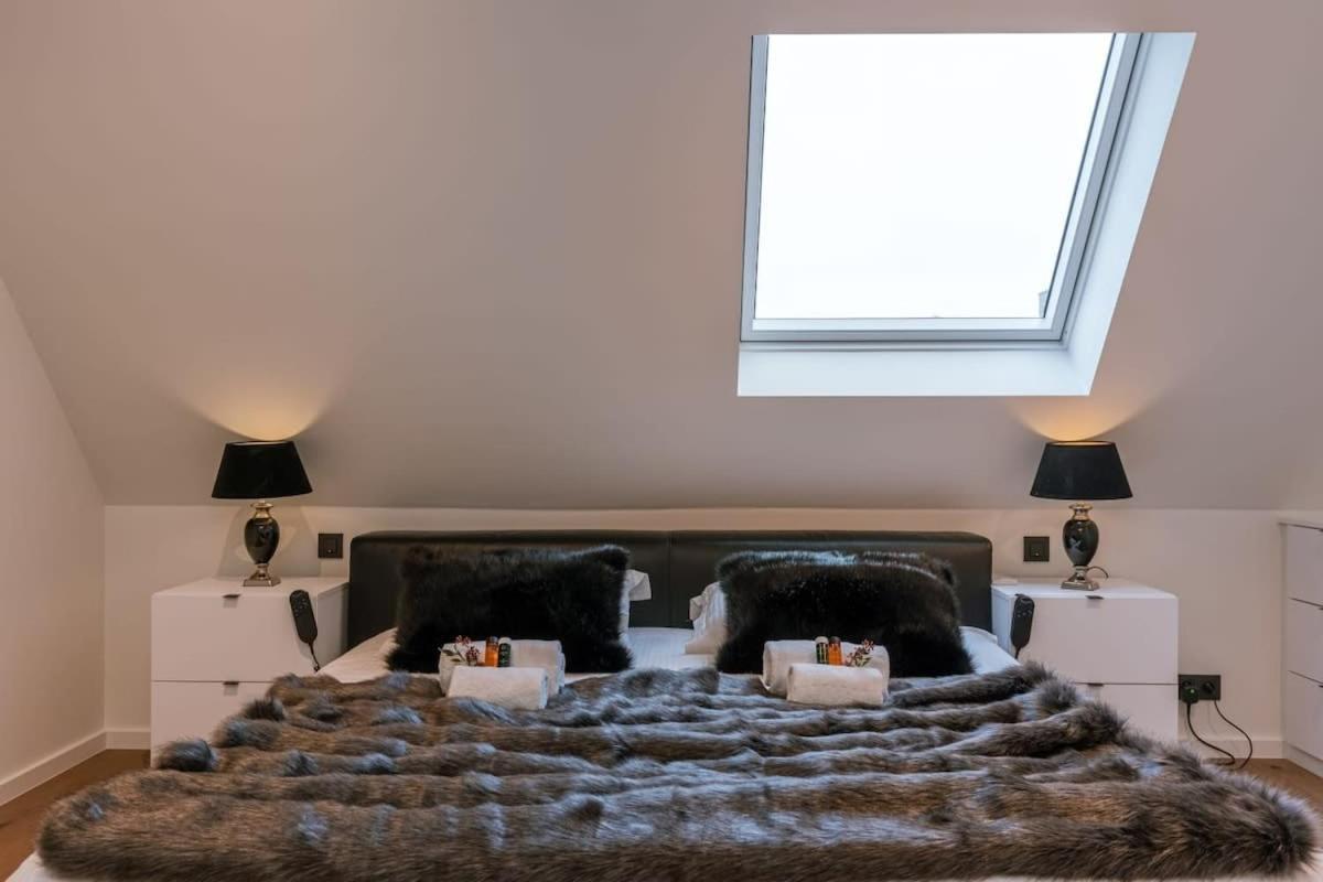 Huswell - Luxurious Apartment With Parking ベールネム エクステリア 写真