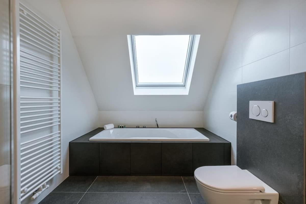 Huswell - Luxurious Apartment With Parking ベールネム エクステリア 写真