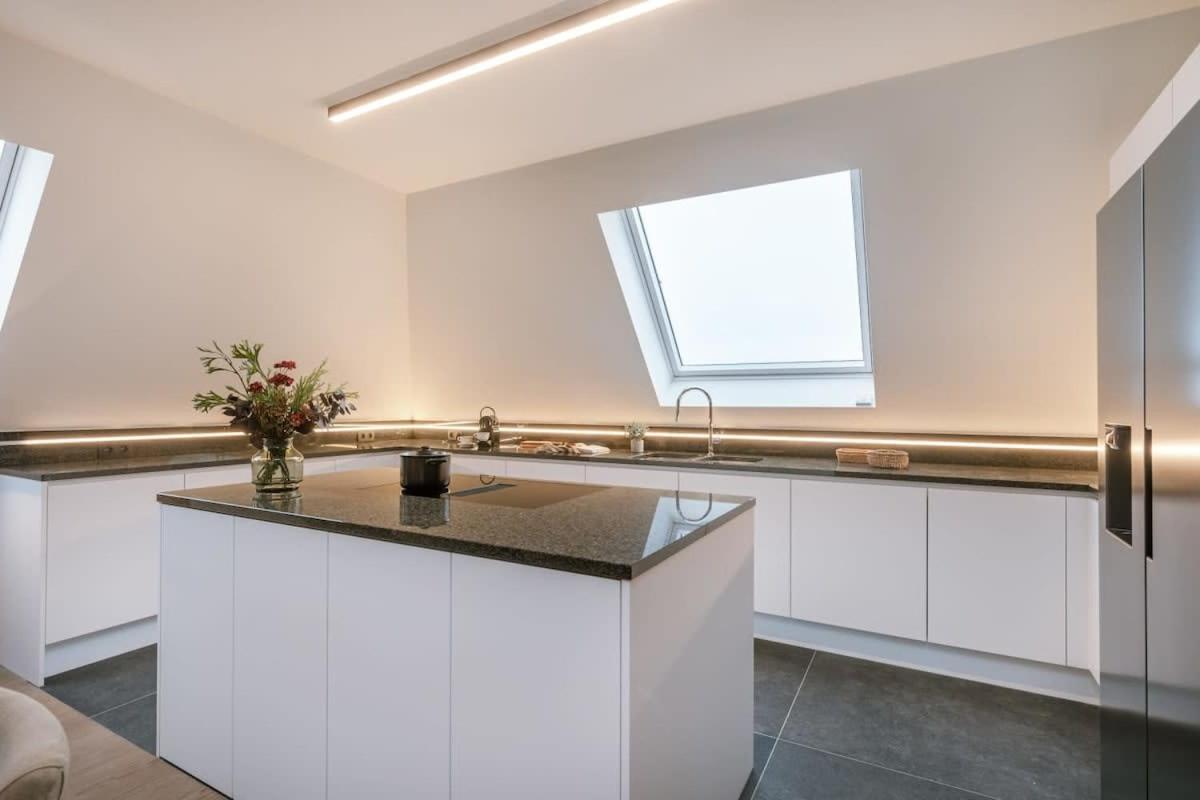 Huswell - Luxurious Apartment With Parking ベールネム エクステリア 写真