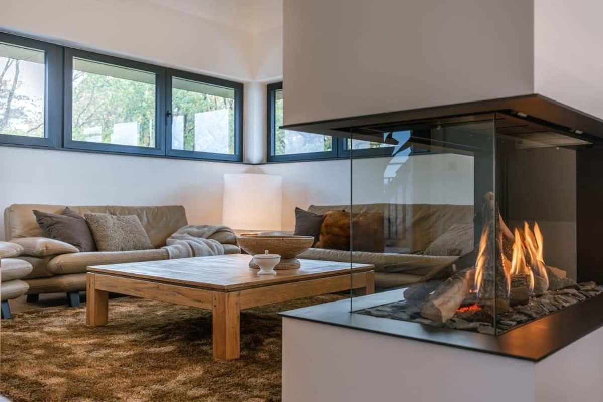 Huswell - Luxurious Apartment With Parking ベールネム エクステリア 写真