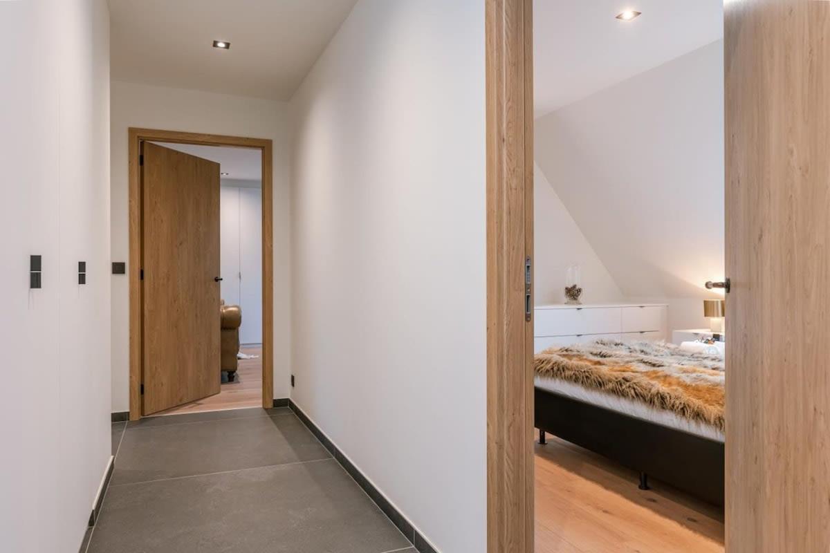 Huswell - Luxurious Apartment With Parking ベールネム エクステリア 写真